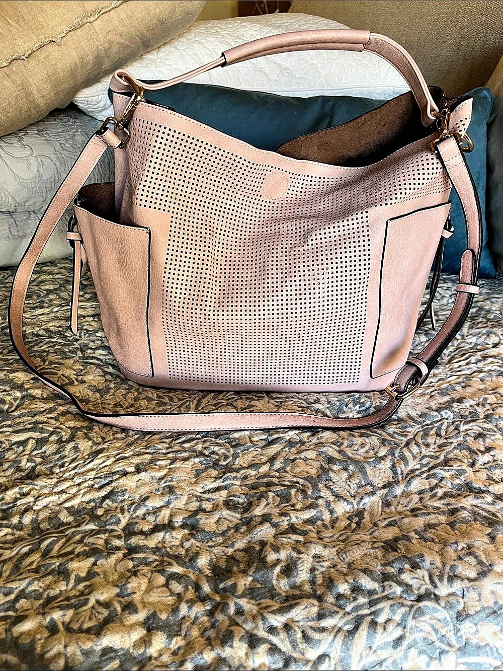 Perforated Shoulder Bag in Pink